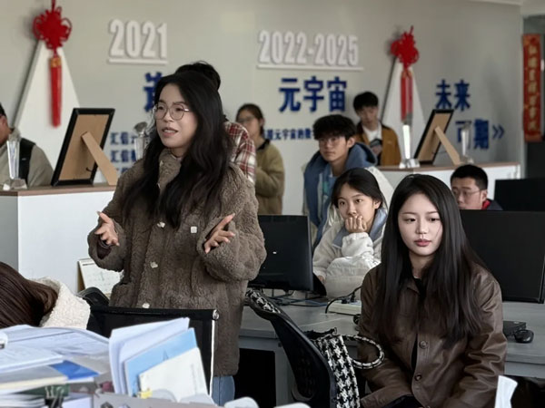 百余名海大学子走进汇信软件丨研途有信，汇见春光7.jpg