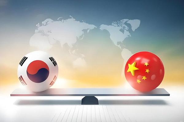 /uploads/images/2025/11/03/4dc6ee77fb2c5a12e8cc644c2b837e39.jpg 中韩续签本币互换协议促贸易!汇信外贸ERP一键报关,效率提升3倍2.jpg