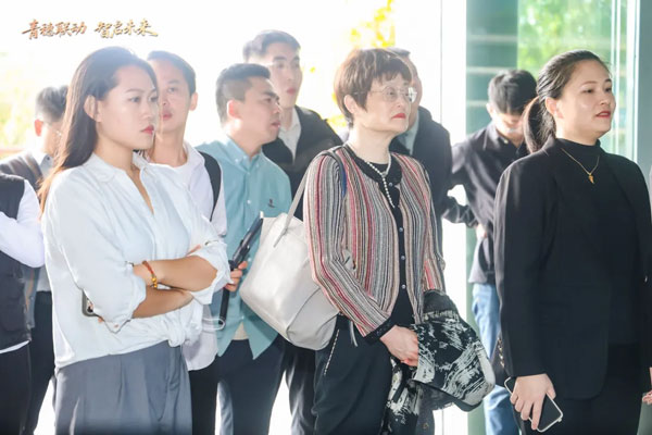 /uploads/images/2025/11/11/952469b3307a03d7e60ed97c196ce34b.jpg 汇信外贸软件闪耀广州!深度参与“青穗联动-智启未来”产业对标活动7.jpg