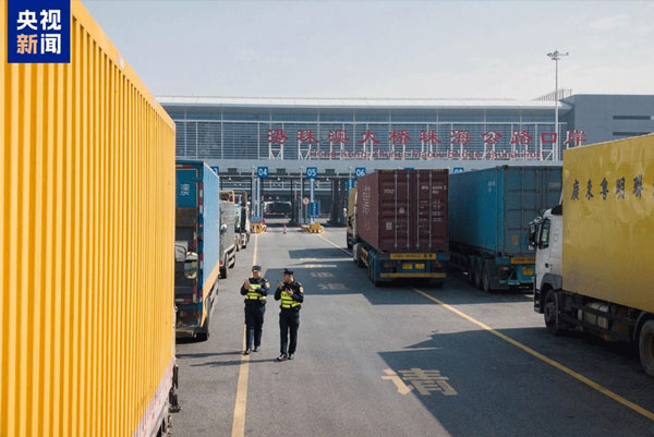 /uploads/images/2026/01/20/5cdd5391ac14a01b9dcec6444f7e5d4b.jpg 订单越多,利润越薄?外贸ERP助力跨境企业实现精细化成本控制1.jpg