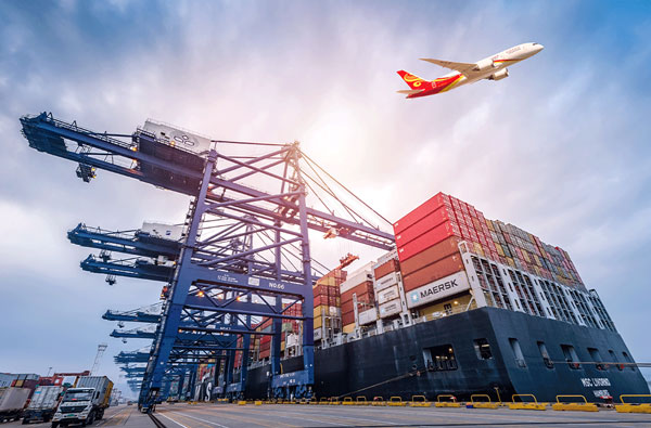 /uploads/images/2026/03/26/6e53acfb13648d67d08c2adab0420e1a.jpg 从“人肉跑退税”到“一键自动退”:外贸ERP助力企业数字化突围1.jpg